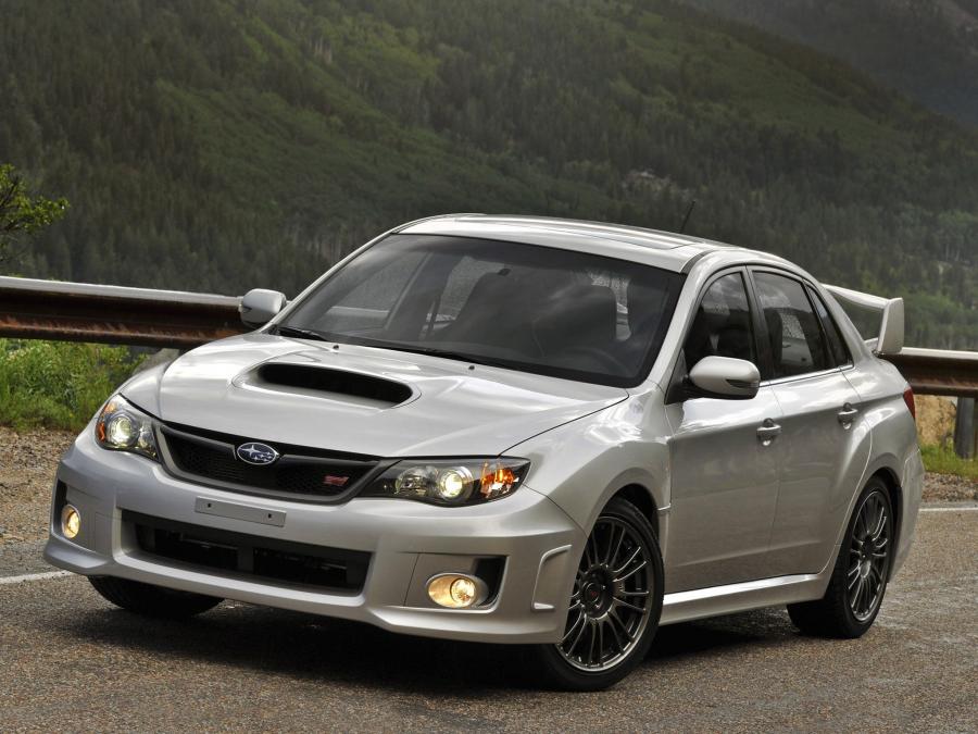  Subaru Impreza WRX STi Sedan 2010 года  (US) (фото 8 из 33)